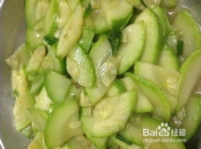 兔子吃西葫芦瓜吗,探索兔子是否可以吃西葫芦瓜