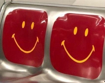 吃瓜震惊文案搞笑,笑料百出，吃瓜群众惊掉下巴！