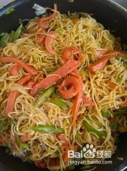 瓜哥吃炒面,舌尖上的美食之旅