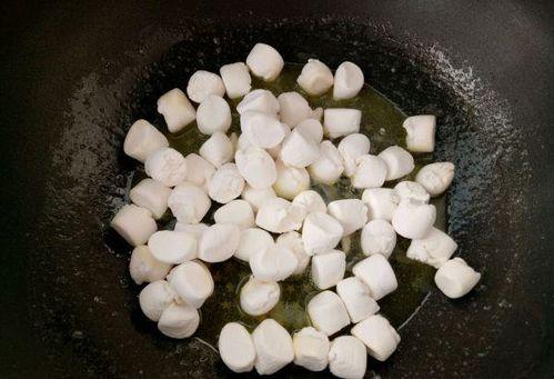 吃瓜团委棉花糖,甜蜜背后的青春故事