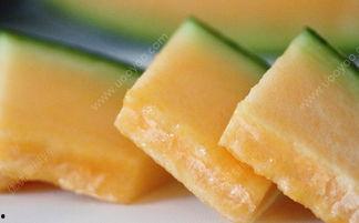 吃哈密瓜肚疼,揭秘夏日消暑水果的“甜蜜负担”