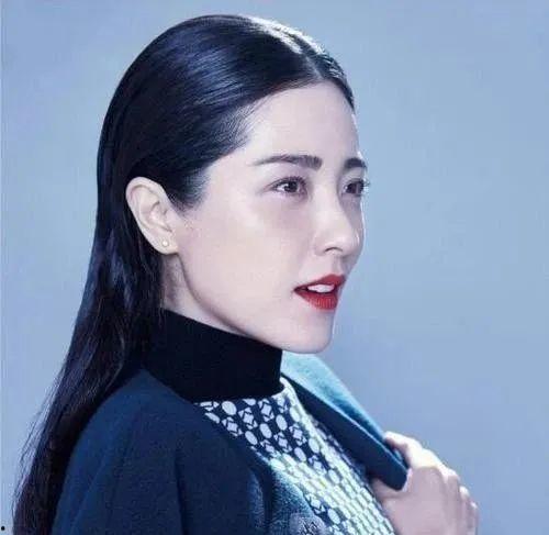 吃瓜温美人,揭秘娱乐圈的甜蜜与苦涩