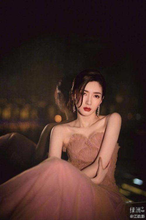 江疏影吃瓜爆料,一场吃瓜爆料的真实大戏