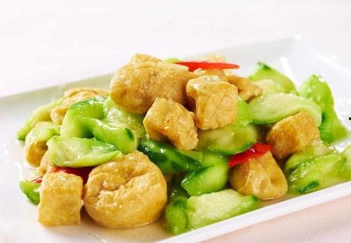 挑战吃咸瓜尾,咸瓜尾的独特风味大揭秘