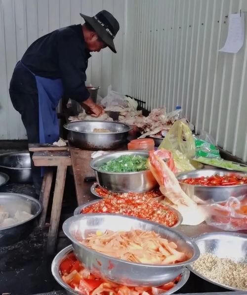 吃大席吃瓜博主,揭秘吃大席吃瓜博主的美食之旅